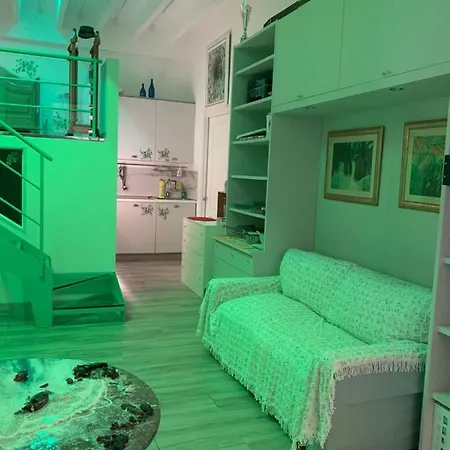 Апартаменти Joli Studio Au Soleil